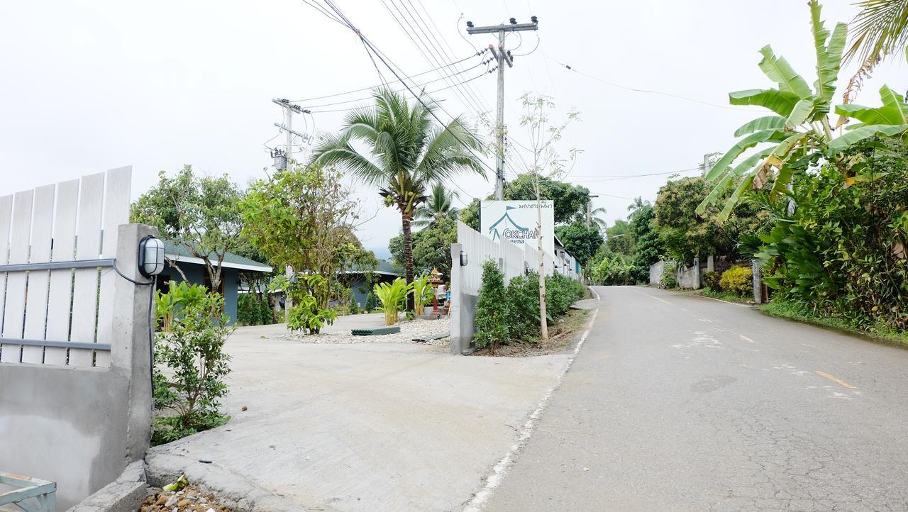 Nok Chan Mee Na Chom Thong Bagian luar foto
