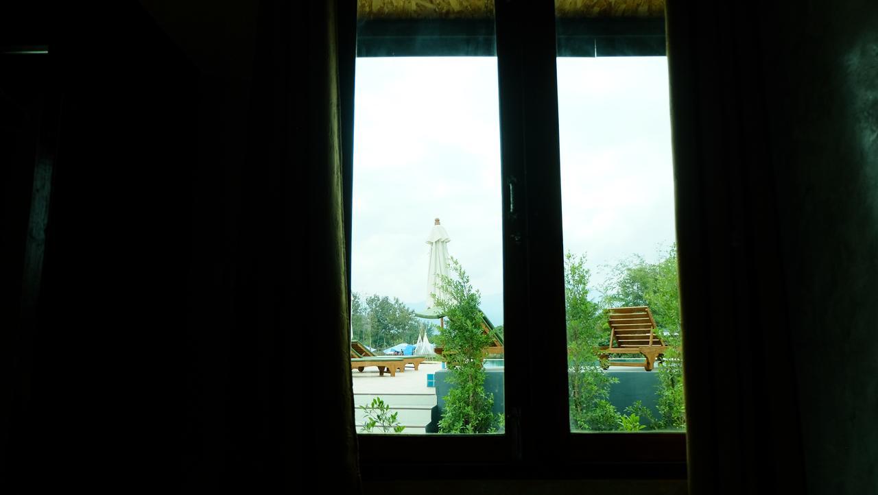 Nok Chan Mee Na Chom Thong Bagian luar foto
