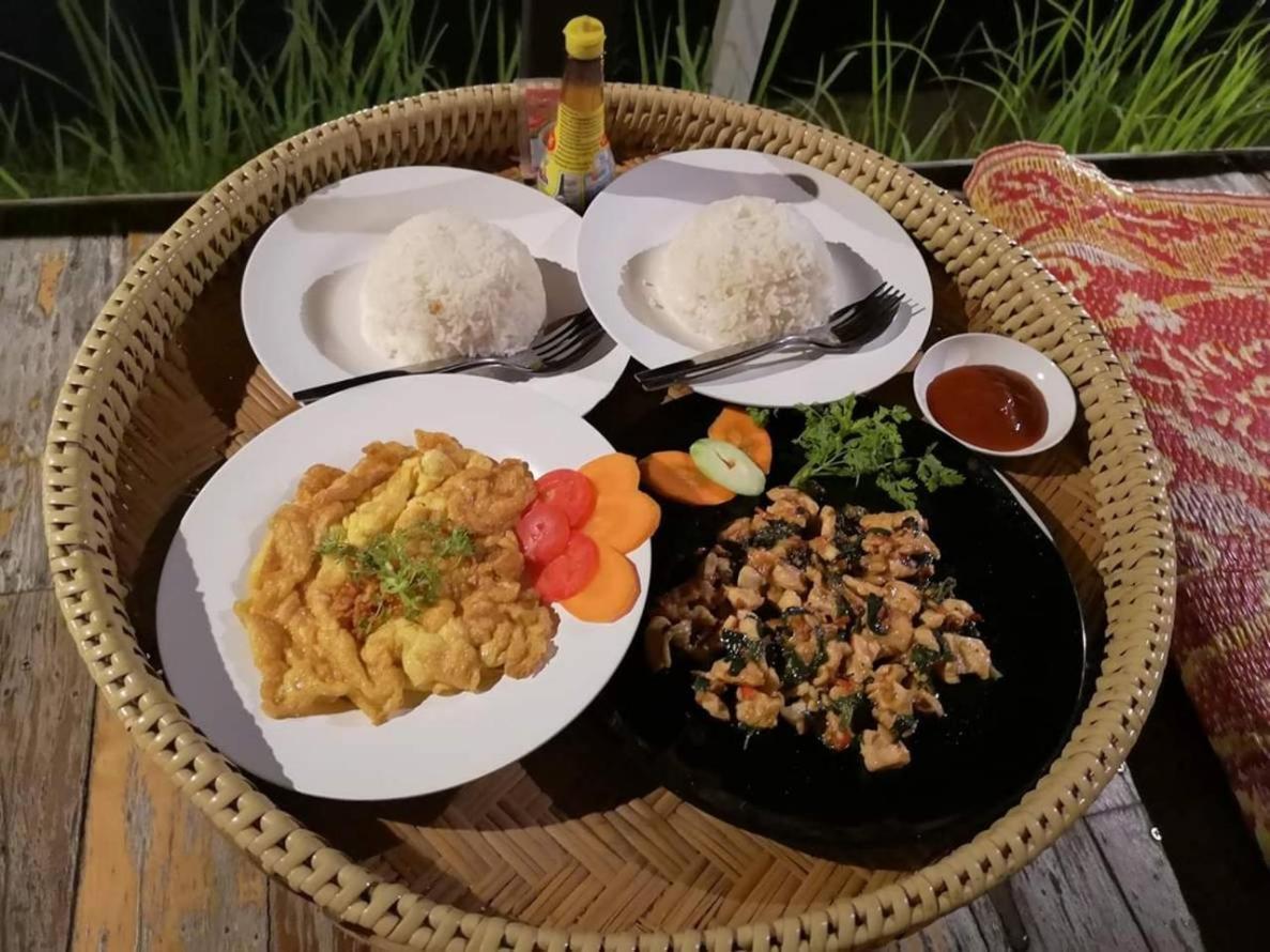 Nok Chan Mee Na Chom Thong Bagian luar foto